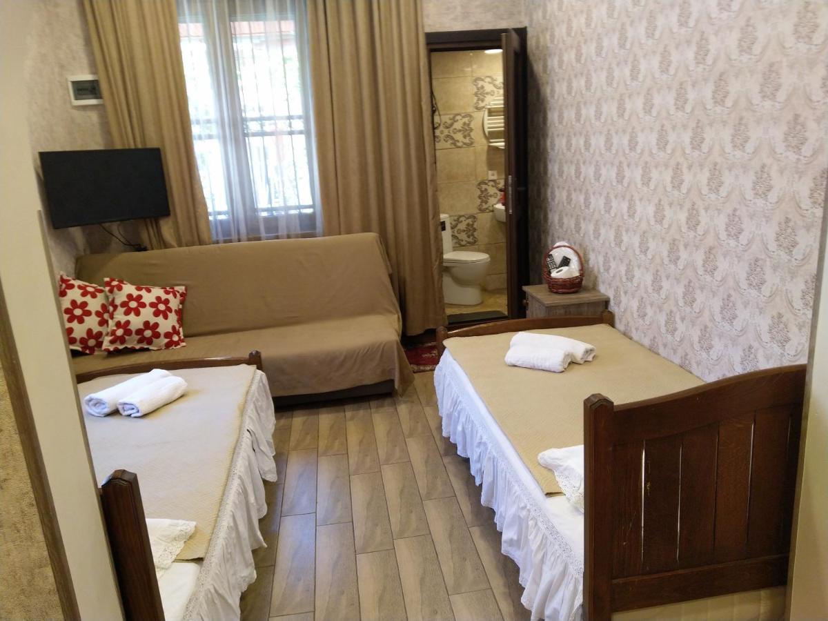 Old Tbilisi Tsiskari Apt Екстер'єр фото