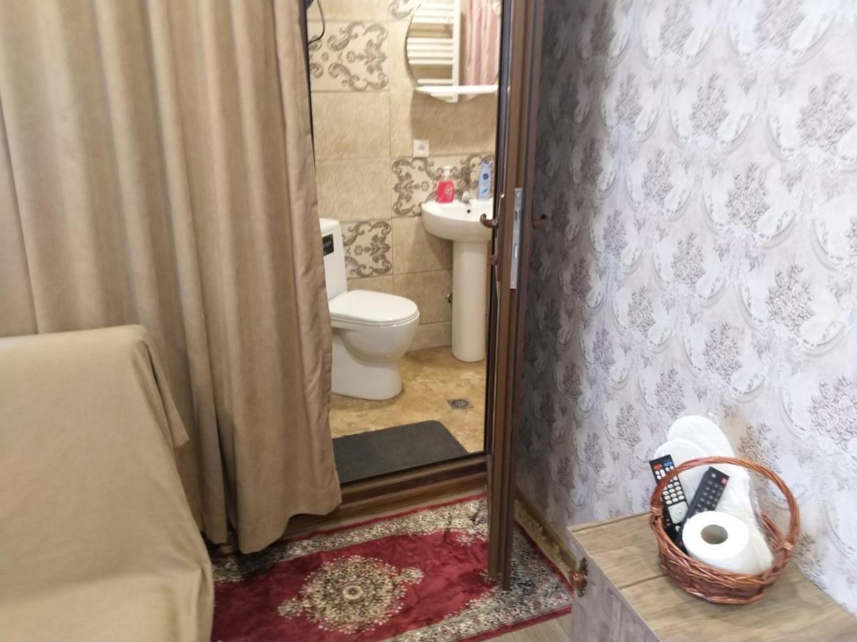 Old Tbilisi Tsiskari Apt Екстер'єр фото