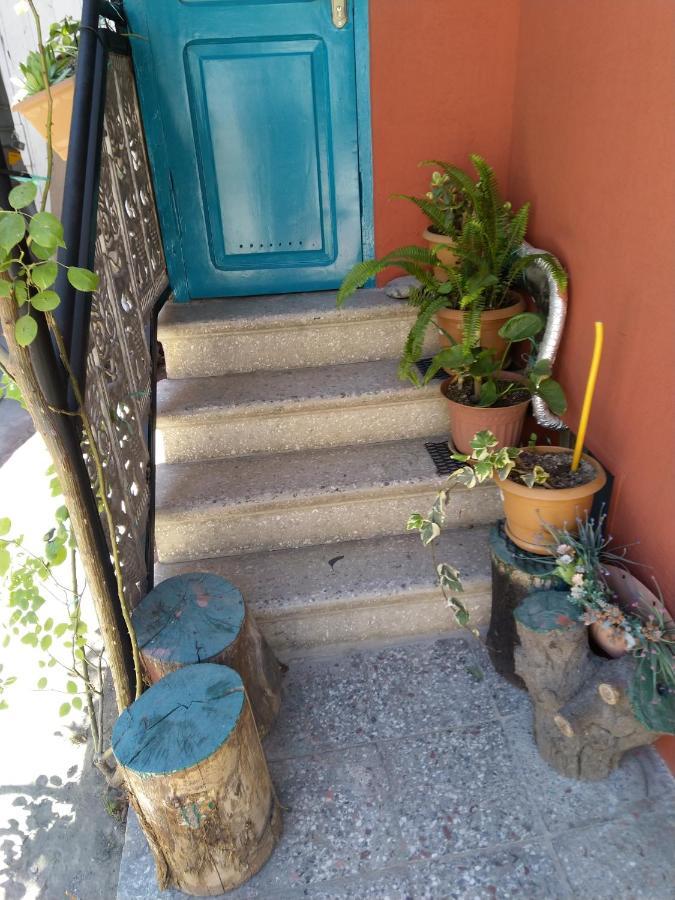 Old Tbilisi Tsiskari Apt Екстер'єр фото