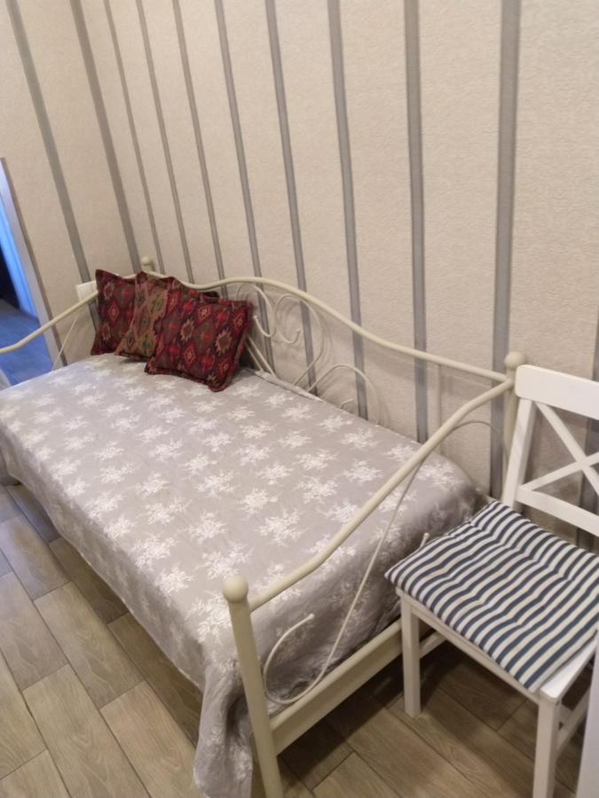 Old Tbilisi Tsiskari Apt Екстер'єр фото